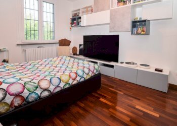 Villa Reggio nell'Emilia - photo 15