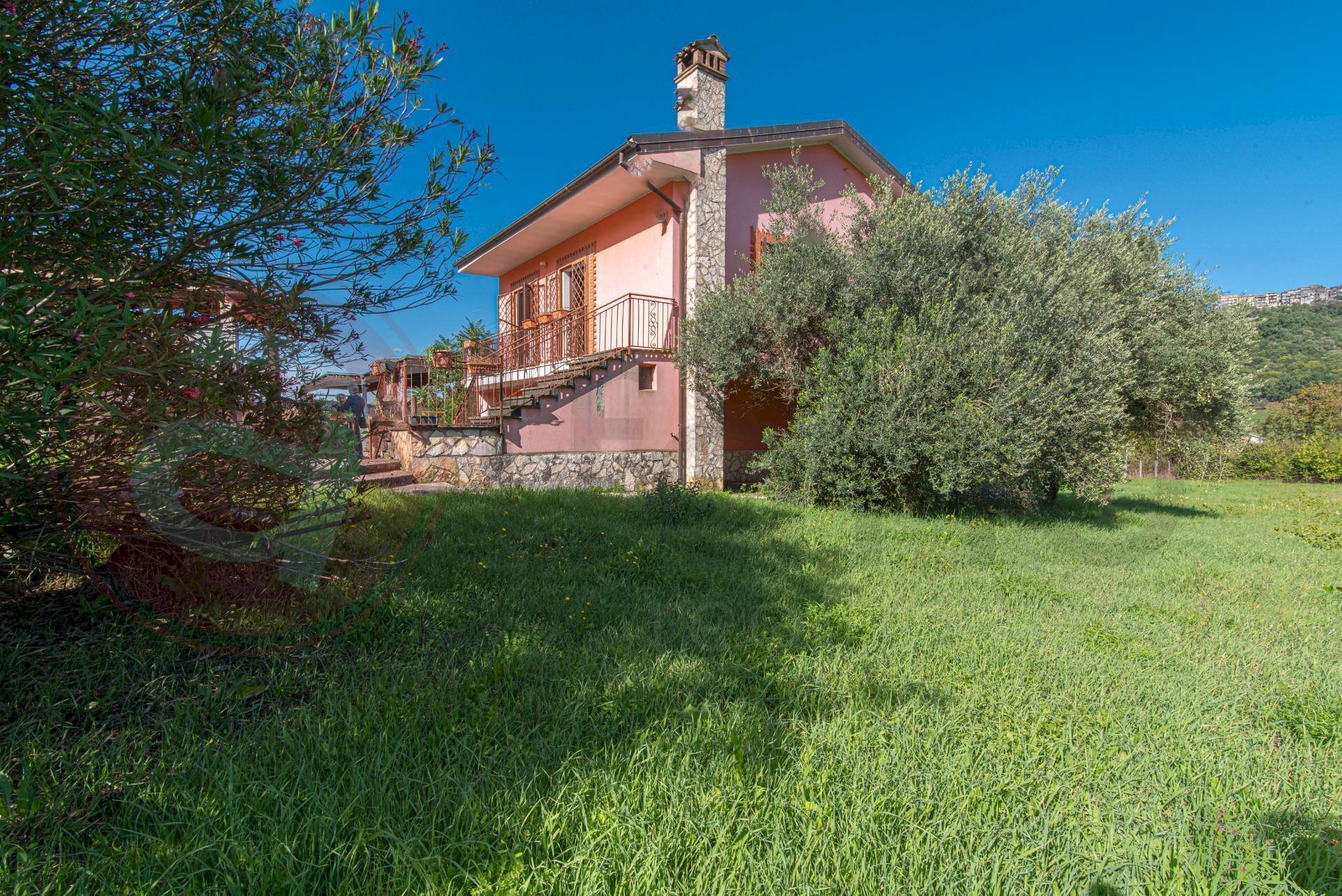 Casa indipendente Via Carpinetana Loc. Fontanelle, Segni - foto 1