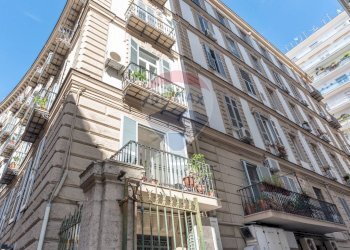 Appartamento Via del Parco Margherita, Napoli (zona Chiaia) - foto 2