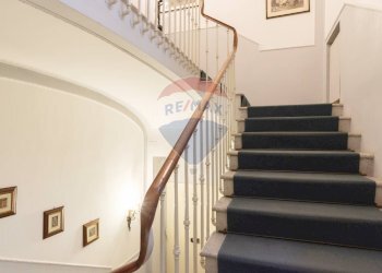 Appartamento Via del Parco Margherita, Napoli (zona Chiaia) - foto 8