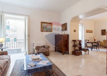 Appartamento Via del Parco Margherita, Napoli (zona Chiaia) - foto 15