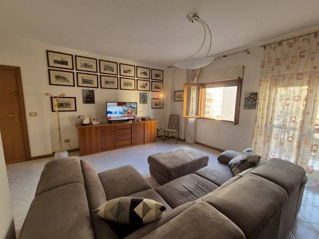 Quadrilocale Via Corradino Di Svevia, Palermo - foto 3