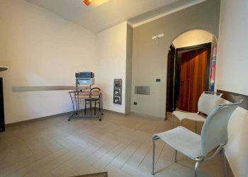 SALA D\'ASPETTO - Office via del Mulino, Brignano-Frascata - photo 4