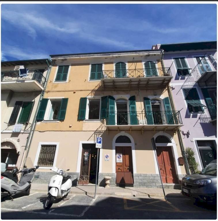Immobile - Trilocale piazza Bengasi, Bordighera - foto 1
