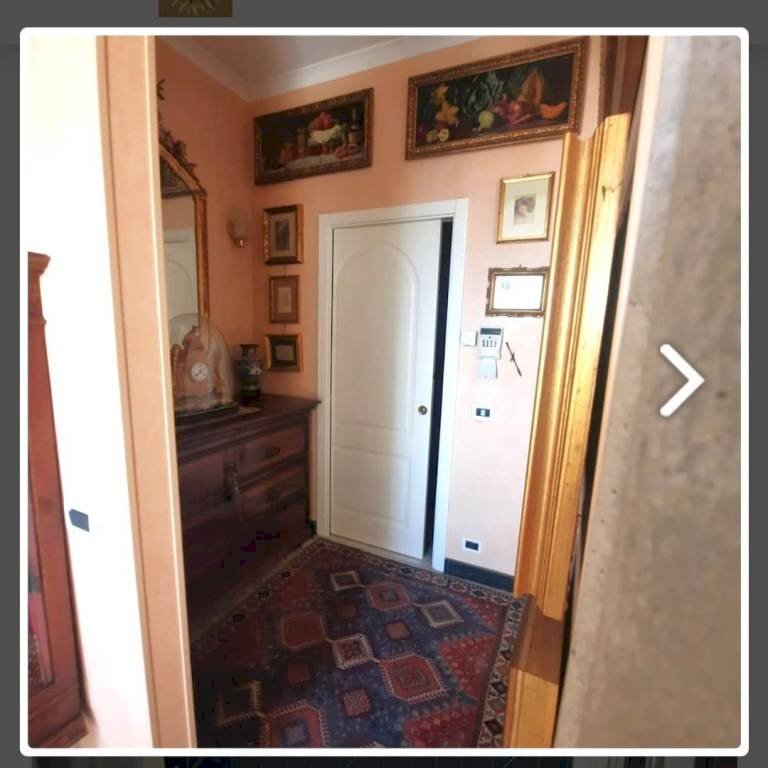 ingresso - Trilocale piazza Bengasi, Bordighera - foto 2