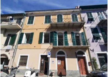 Immobile - Three-room apartment piazza Bengasi, Bordighera - photo 1