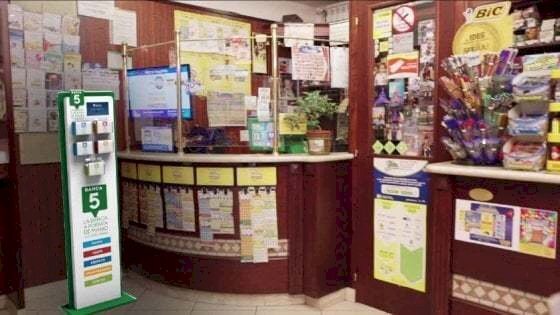 130619715-61a46e4c-1aba-4a20-aee1-b43e3768a1f5.jpg - Bar - Tobacco - Ricevitoria Porta San Maria, Lucca - photo 3