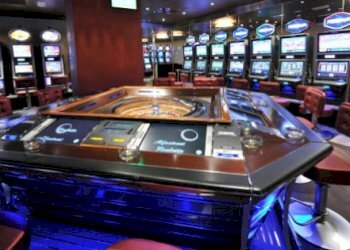 http _i.huffpost.com_gen_5094038_images_n-SALA-GIO - Bar - Tabacchi - Ricevitoria Porta San Maria, Lucca - foto 9