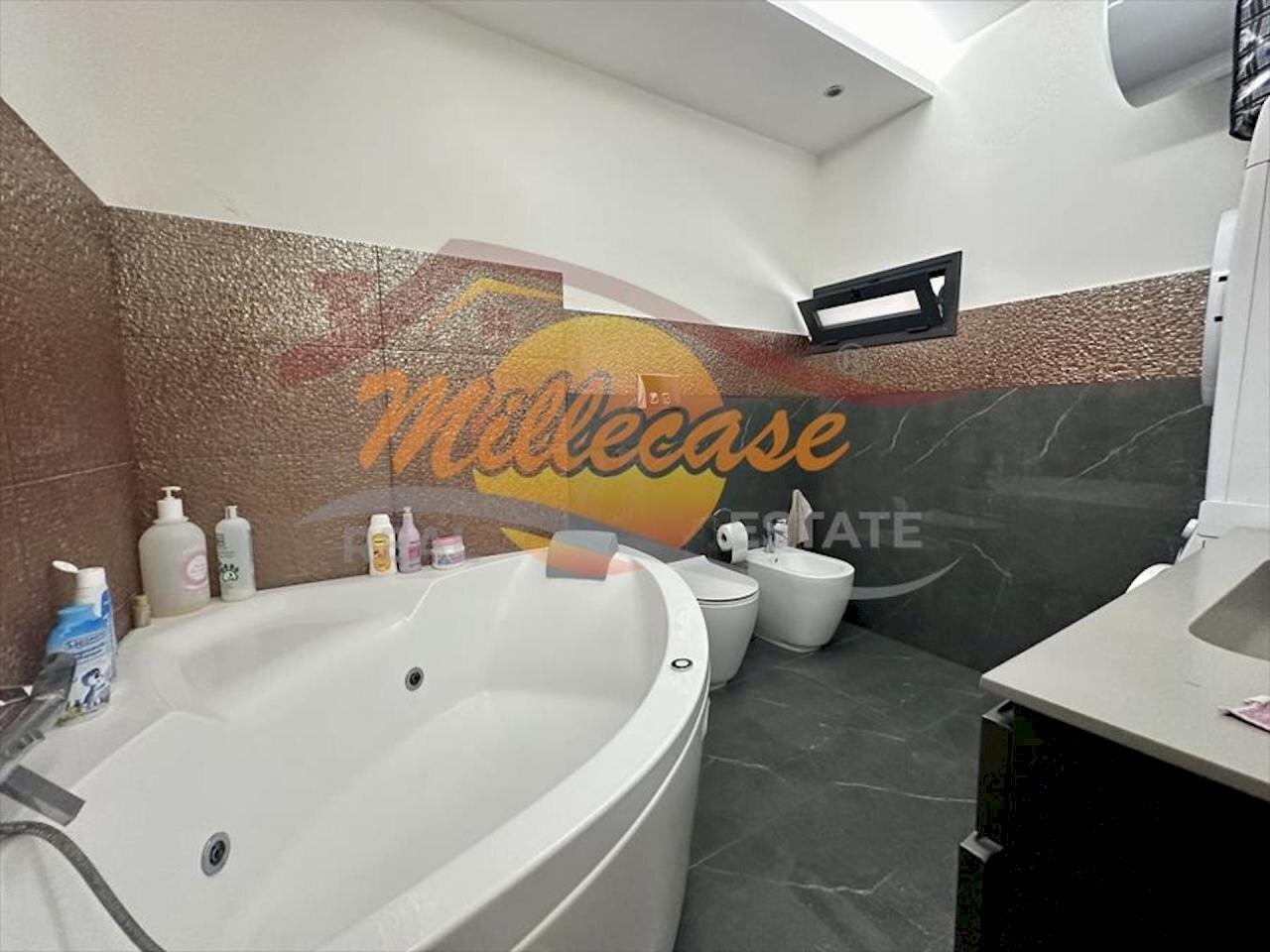 2d72d815-06c6-4663-8f90-38bf4b75ecee.jpeg - Trilocale PIAZZA SANTA LUCIA, Siracusa - foto 3