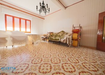 sala - Stabile - Palazzo Via Giuseppe Garibaldi 15, Taranto - foto 4