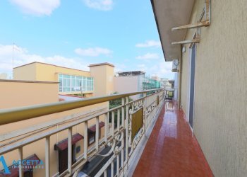 balcone - Stabile - Palazzo Via Giuseppe Garibaldi 15, Taranto - foto 12