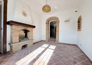 Casa indipendente Incisa Scapaccino - foto 4