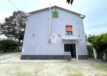 Independent house Via San Martin Carano, Mirandola - photo 4