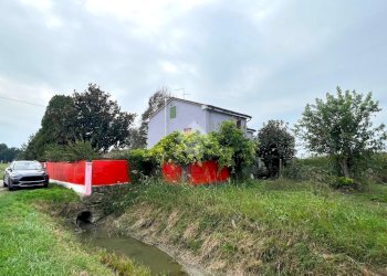 Independent house Via San Martin Carano, Mirandola - photo 5