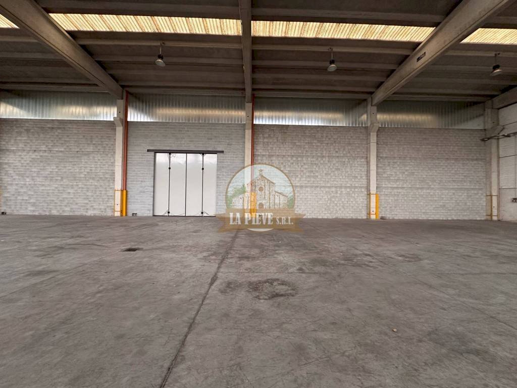 Interno non residenziale - Shed via Rana, Alessandria - photo 3