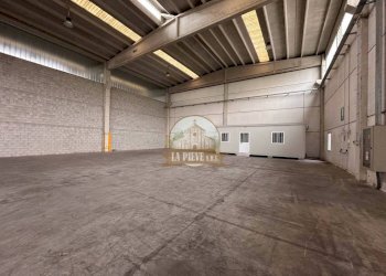 Interno non residenziale - Shed via Rana, Alessandria - photo 2