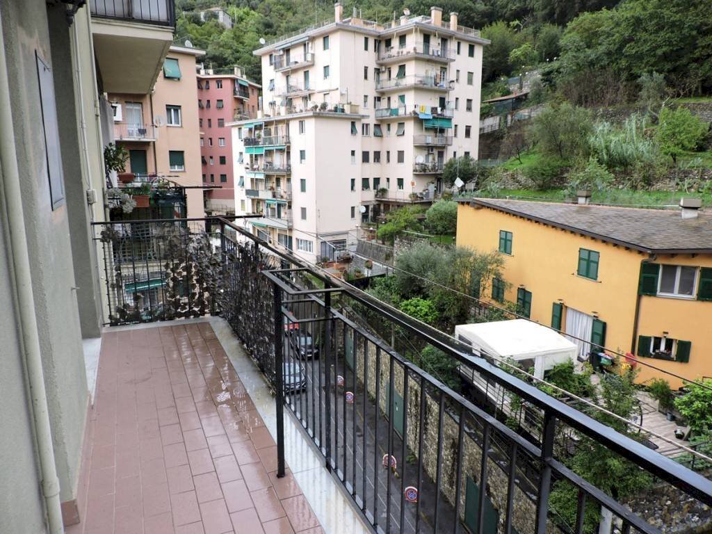 Balcone - Trilocale via Struppa, 20A, Genova (zona Molassana) - foto 1
