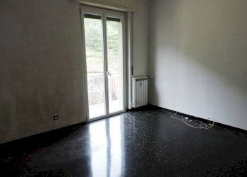 Camera - Trilocale via Struppa, 20A, Genova (zona Molassana) - foto 5