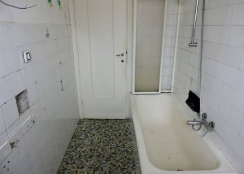 Bagno - Trilocale via Struppa, 20A, Genova (zona Molassana) - foto 13