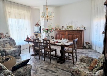 03.jpg - Casa indipendente Via del Lavoro 16, San Giustino - foto 3