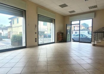 20241002_103312.jpg - Commercial Premises Via Fornaci 23, Brescia - photo 1