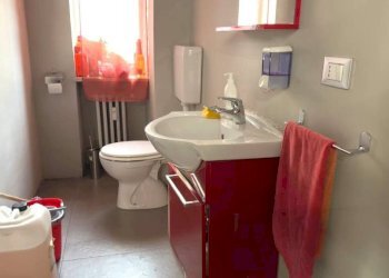 Servizio - Negozio via Bonifacio Festaz, 70, Aosta - foto 5