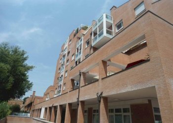 ESTERNO - Appartamento via Ferrarese, 24, Bologna (zona Bolognina) - foto 2