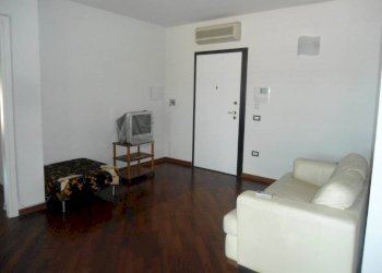 SALA - Appartamento via Ferrarese, 24, Bologna (zona Bolognina) - foto 9