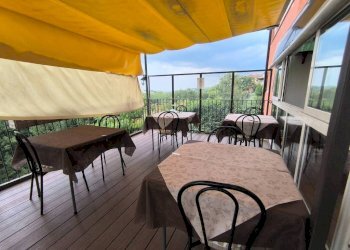 Balcone - Negozio piazza Castello, 14, Cigliè - foto 15