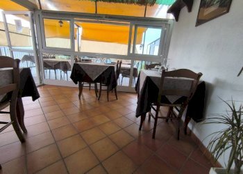 Salone - Negozio piazza Castello, 14, Cigliè - foto 25