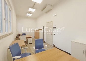 Office Lucca (neighborhood Pontetetto) - photo 2