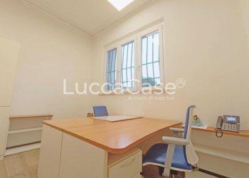 Office Lucca (neighborhood Pontetetto) - photo 8