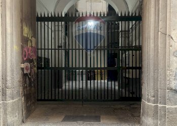 Locale Commerciale Via Basilio Puoti, Napoli (zona Montecalvario) - foto 6