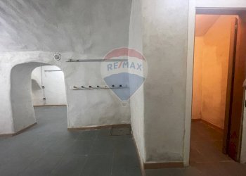 Locale Commerciale Via Basilio Puoti, Napoli (zona Montecalvario) - foto 22