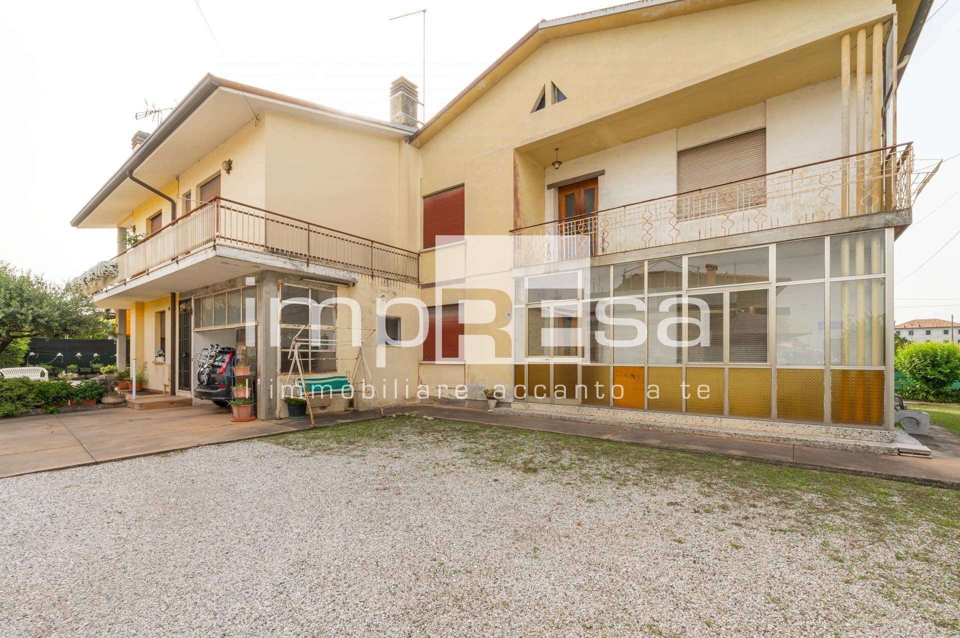 Semi-detached Villa Trevignano - photo 1