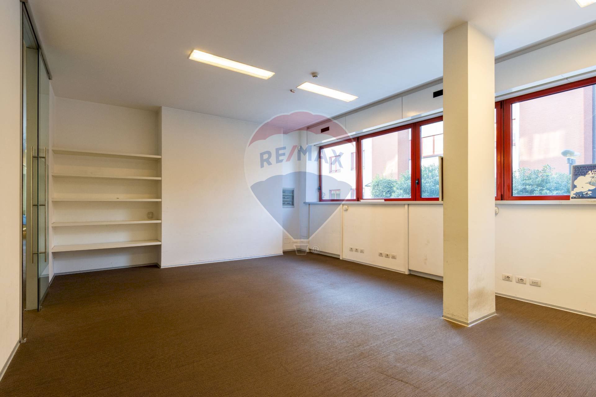 Office Milano (neighborhood Certosa) - photo 3