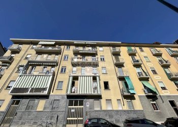 ESTERNO.jpg - Appartamento Torino - foto 1