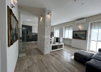 LIVING SU CUCINA 1.jpg - Appartamento Torino - foto 7