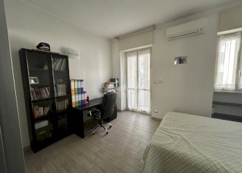 CAMERA2 2.jpg - Appartamento Torino - foto 26