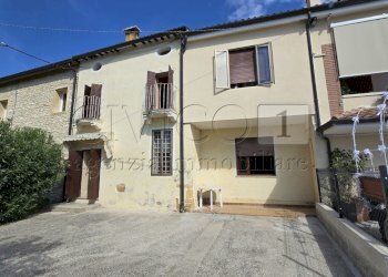 Esterno - Casa semi indipendente via Fontana Fozze 48, Castegnero - foto 1