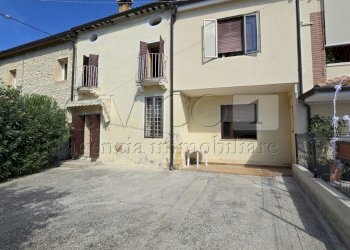 Esterno - Casa semi indipendente via Fontana Fozze 48, Castegnero - foto 3