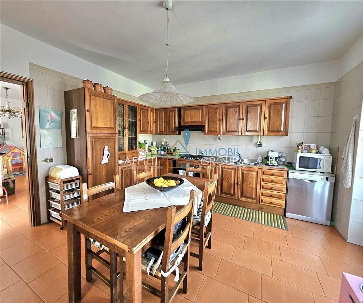 1288425-qim14r.jpg - Appartamento Massa - foto 2