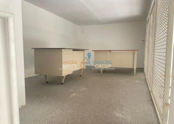 WhatsApp Image 2024-10-14 at 13.33.09 (10).jpeg - Commercial Premises Viale Stazione 15, Massa - photo 12