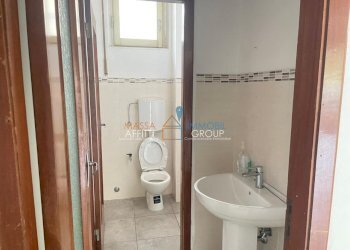 WhatsApp Image 2024-10-14 at 13.33.09 (15).jpeg - Commercial Premises Viale Stazione 15, Massa - photo 13