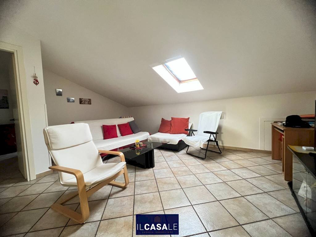 Attico Guarene - foto 2