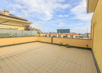 Appartamento Via Luigi Cibrario, Genova (zona Sestri Ponente) - foto 11