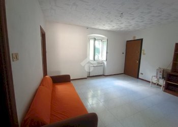 Three-room apartment Via fabbriche, Genova (neighborhood Voltri) - photo 8