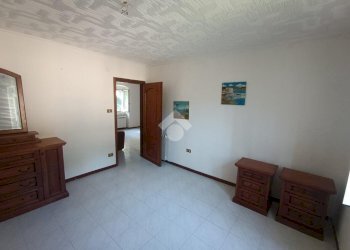Three-room apartment Via fabbriche, Genova (neighborhood Voltri) - photo 11
