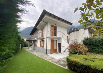 Villa Frazione Les Mariette 18, Issogne - photo 1