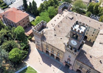 Stabile - Palazzo Piazza Carlo Bergonzi, Busseto - foto 11